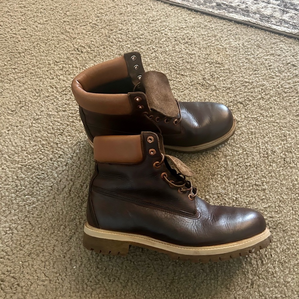 Timberland Boot size 11.5 Brown and Pecan